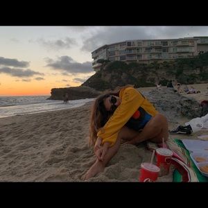 Meet your Posher, Leslie